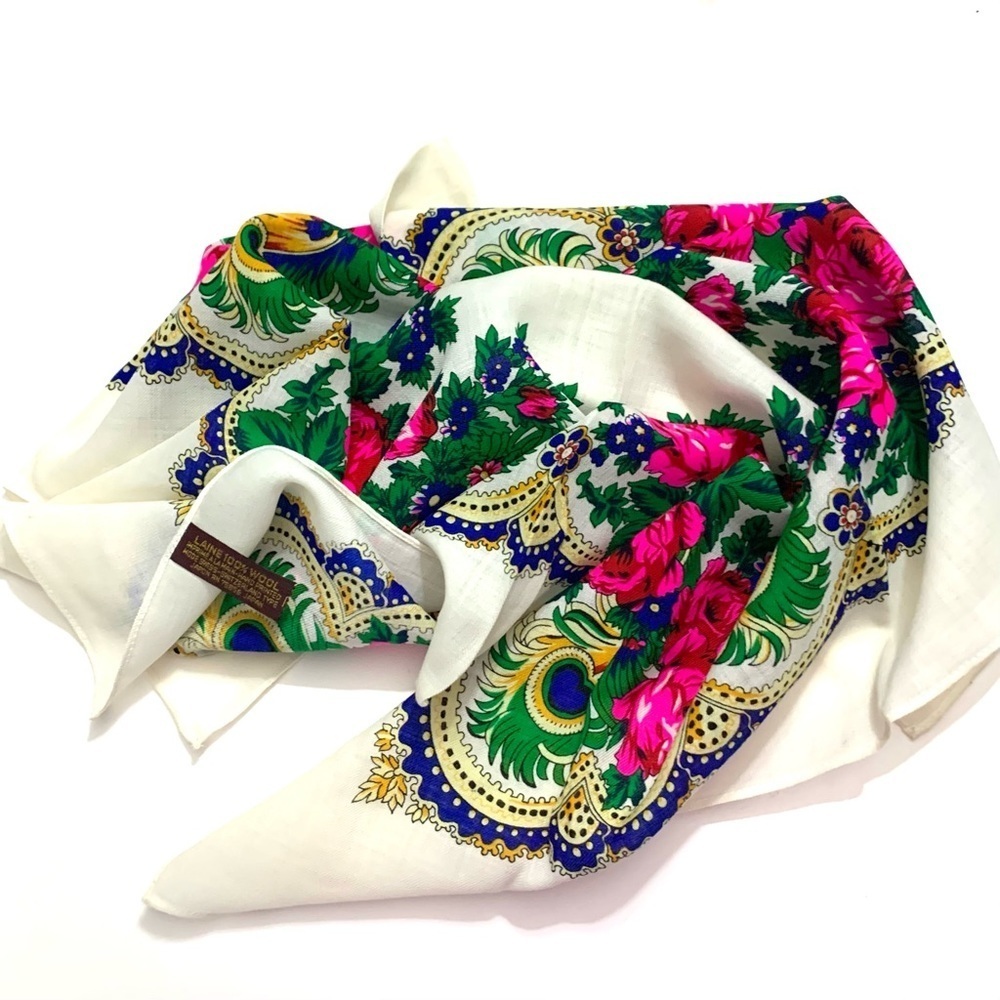 FASHION SCARVES Floral Printed Wool Scarf, cream and pink